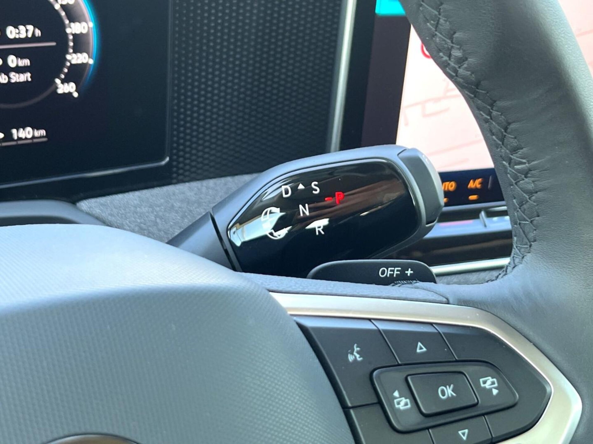 Volkswagen Passat Basis-Modell