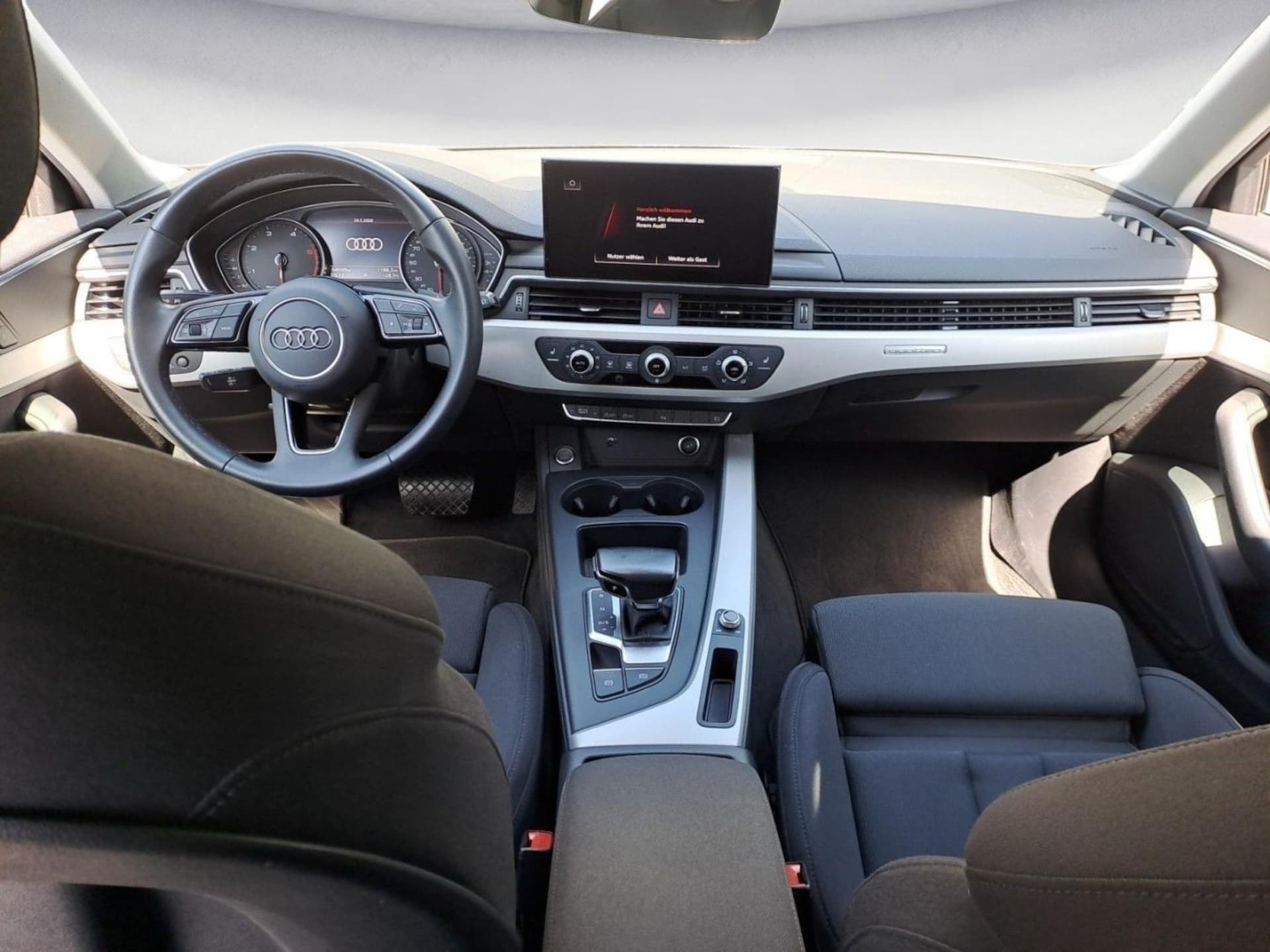 Audi A4 Avant Advanced