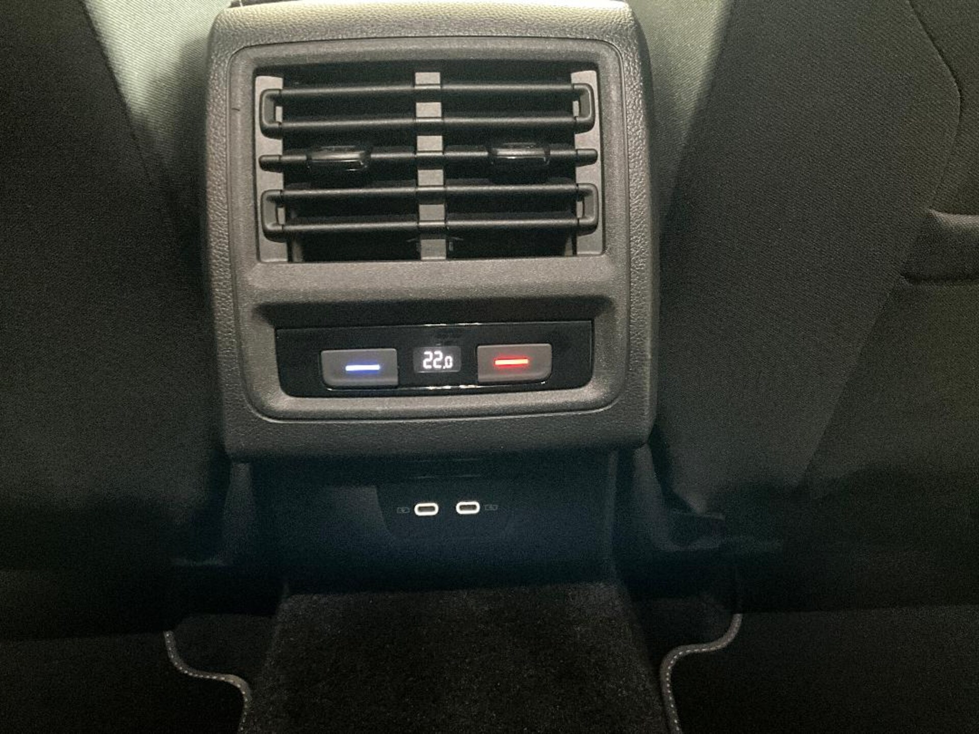 Volkswagen Golf Active