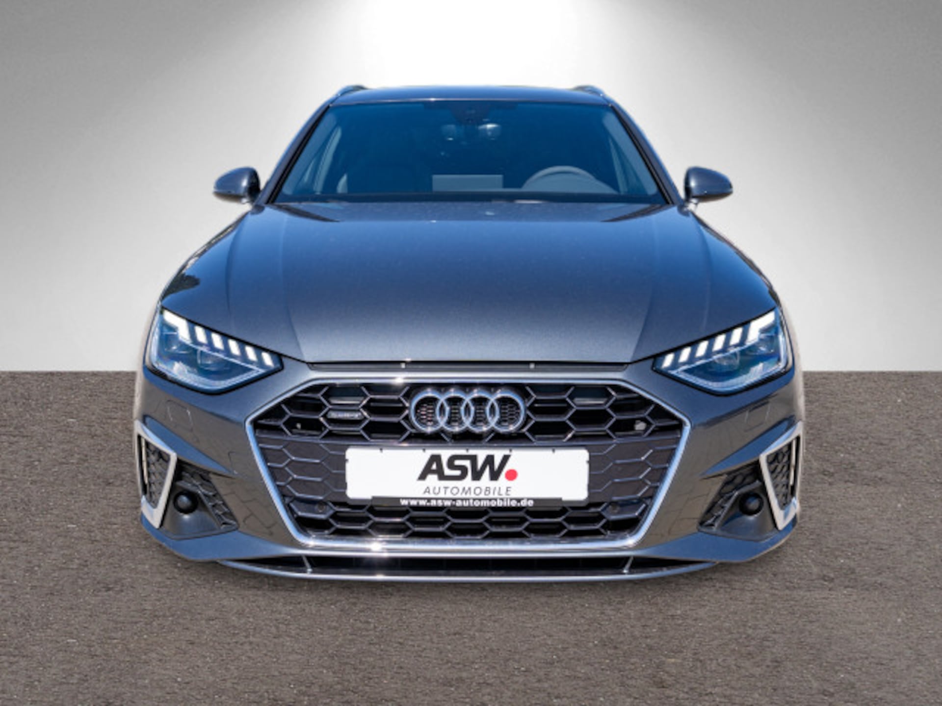 Audi A4 Avant S line