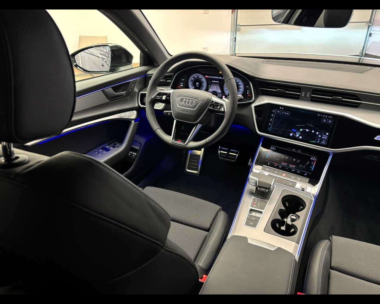 Immagine di Audi A6 Avant TFSI e S line edition 50 TFSI e quattro 220 kW (299 CV) S tronic - Vista: for more details contact your dealer