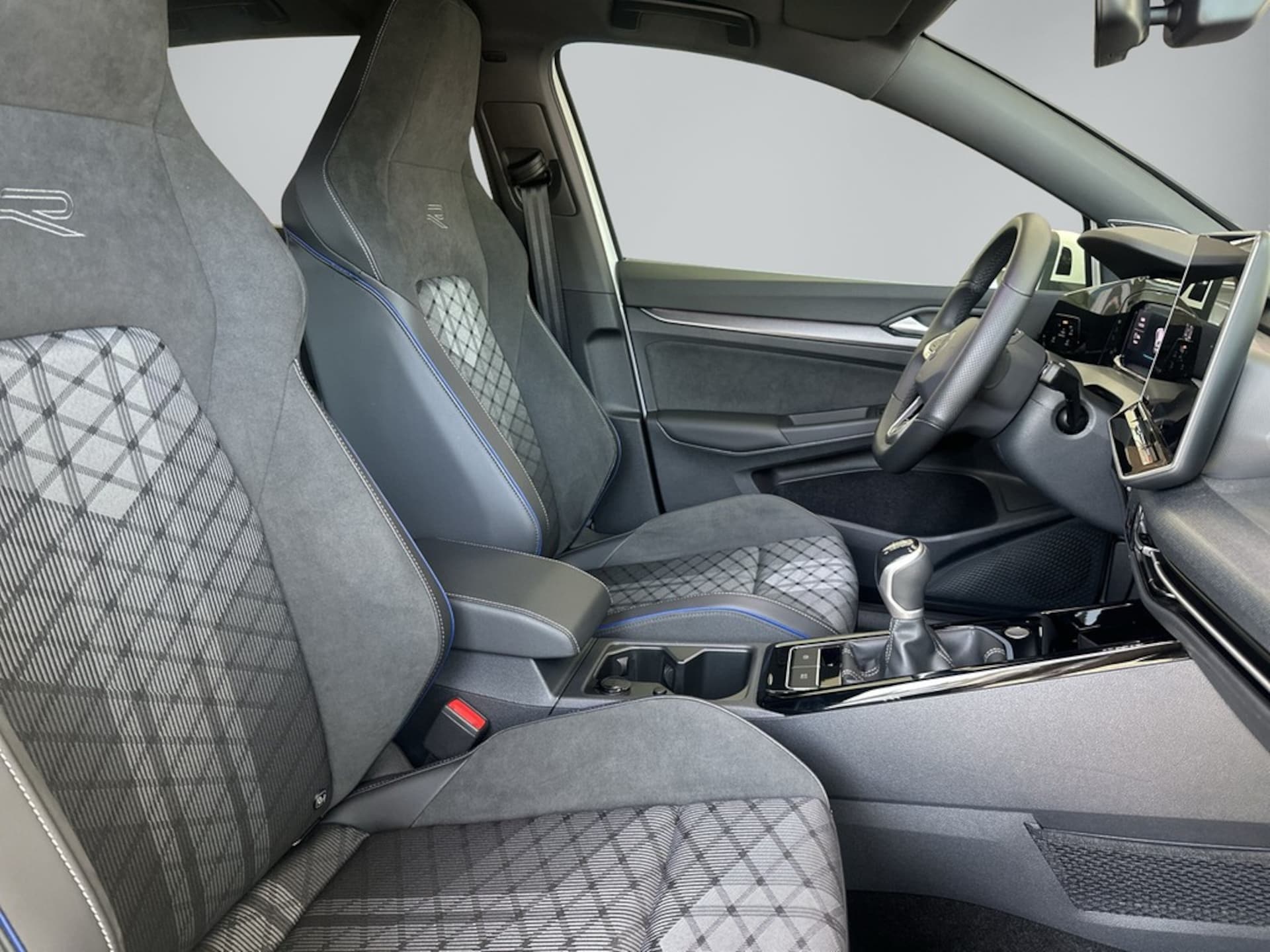 Volkswagen Golf R-Line