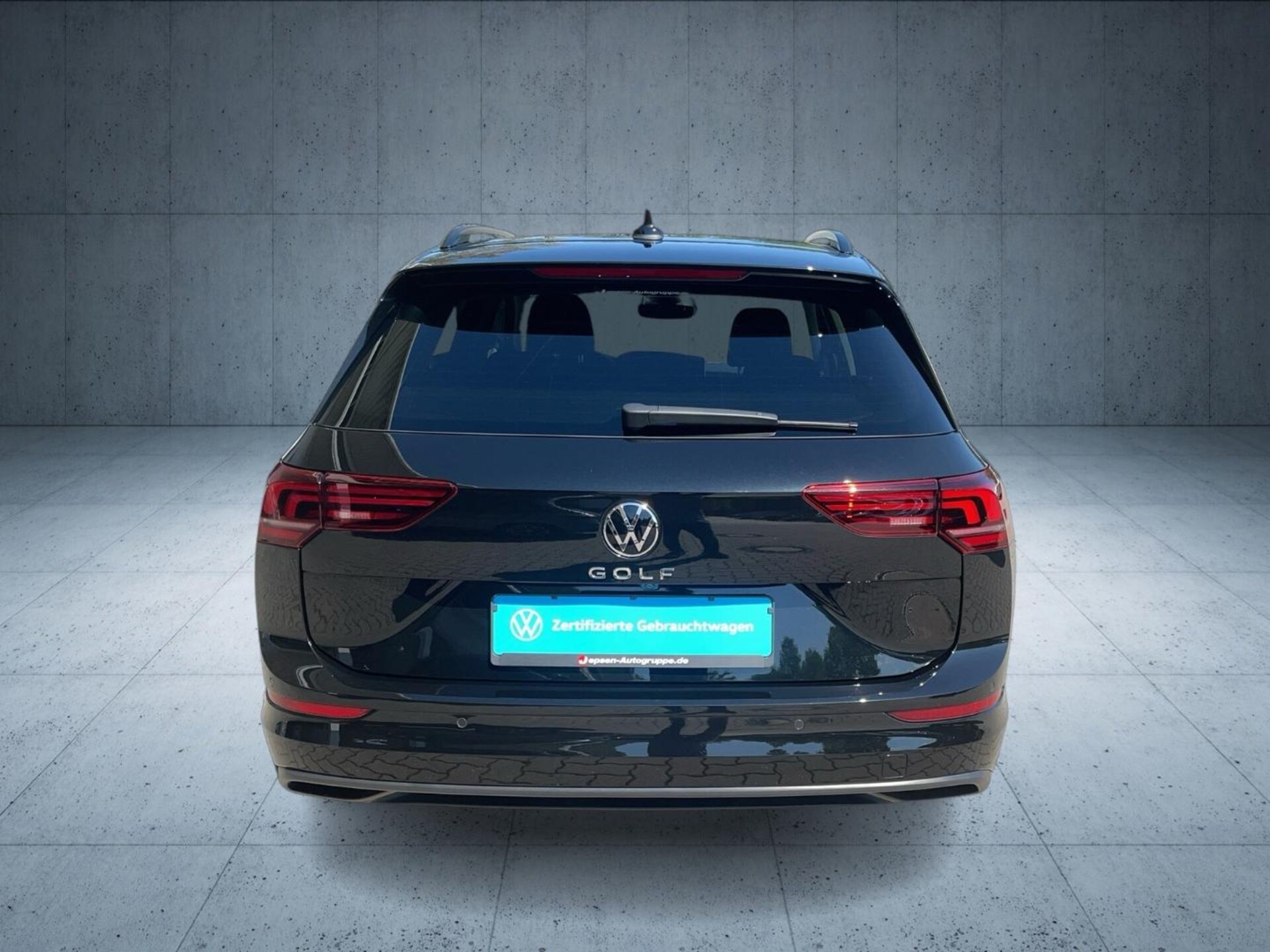 Volkswagen Golf Variant Life
