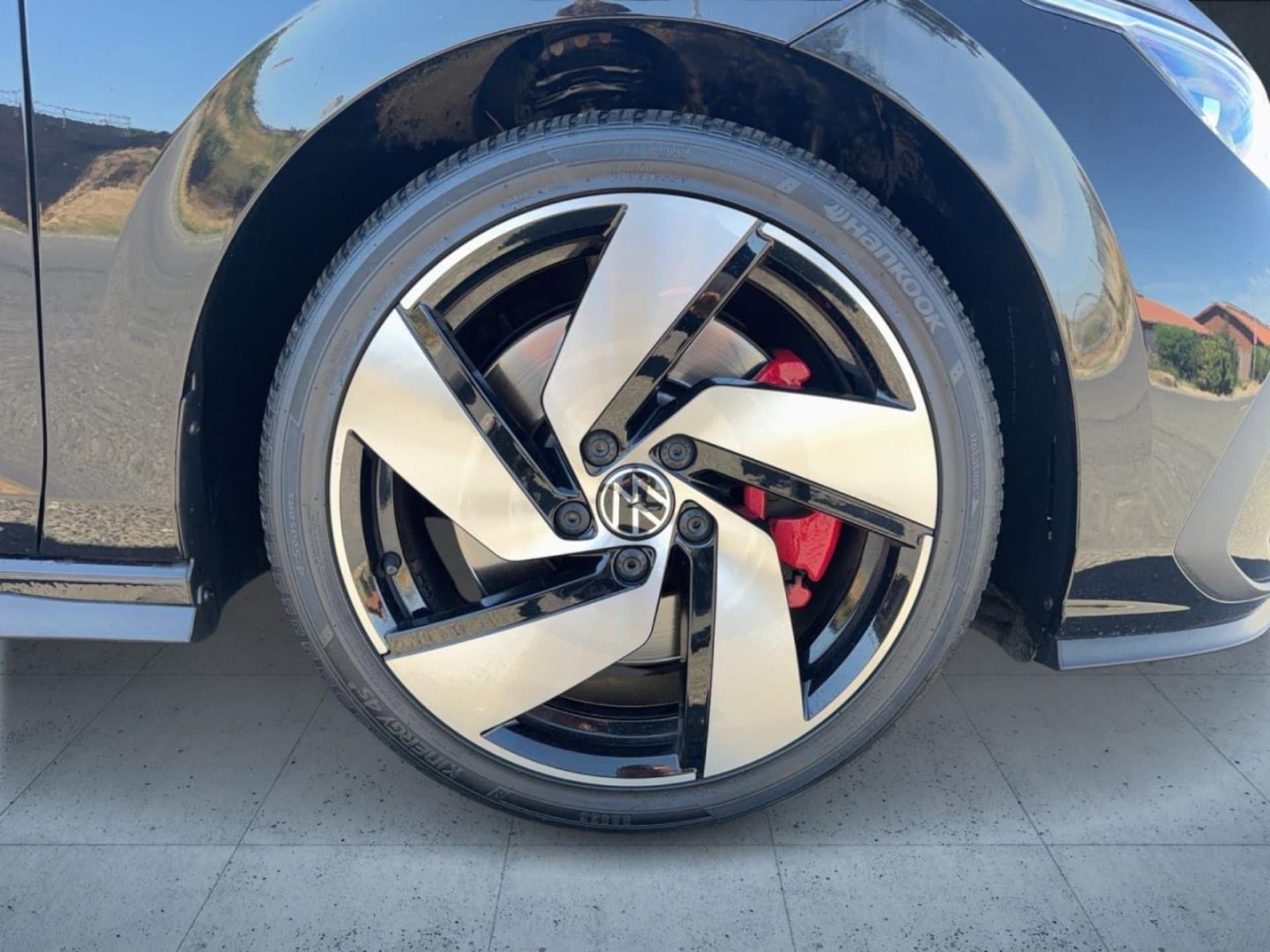 Volkswagen Golf GTI