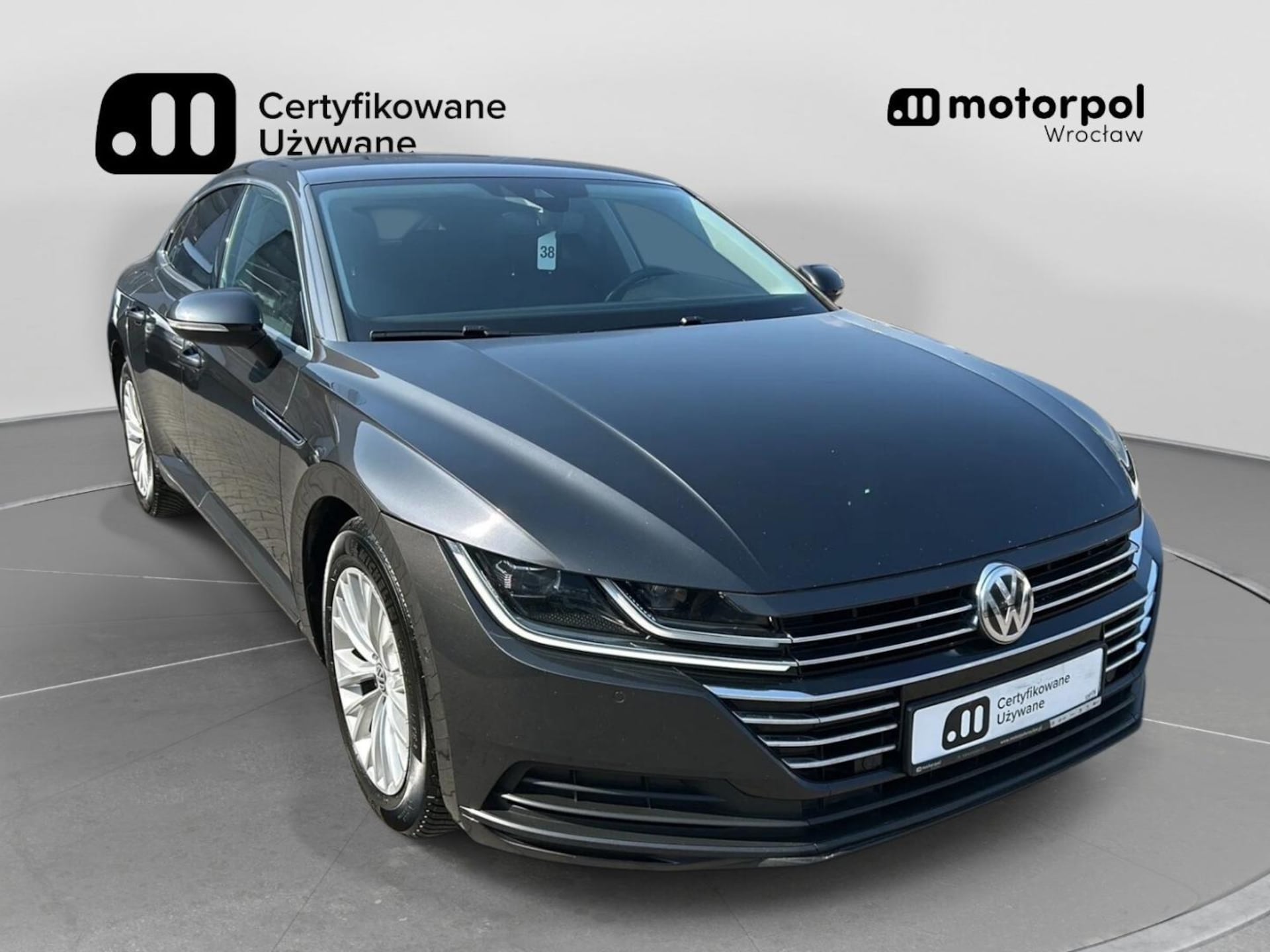 Volkswagen Arteon Model bazowy