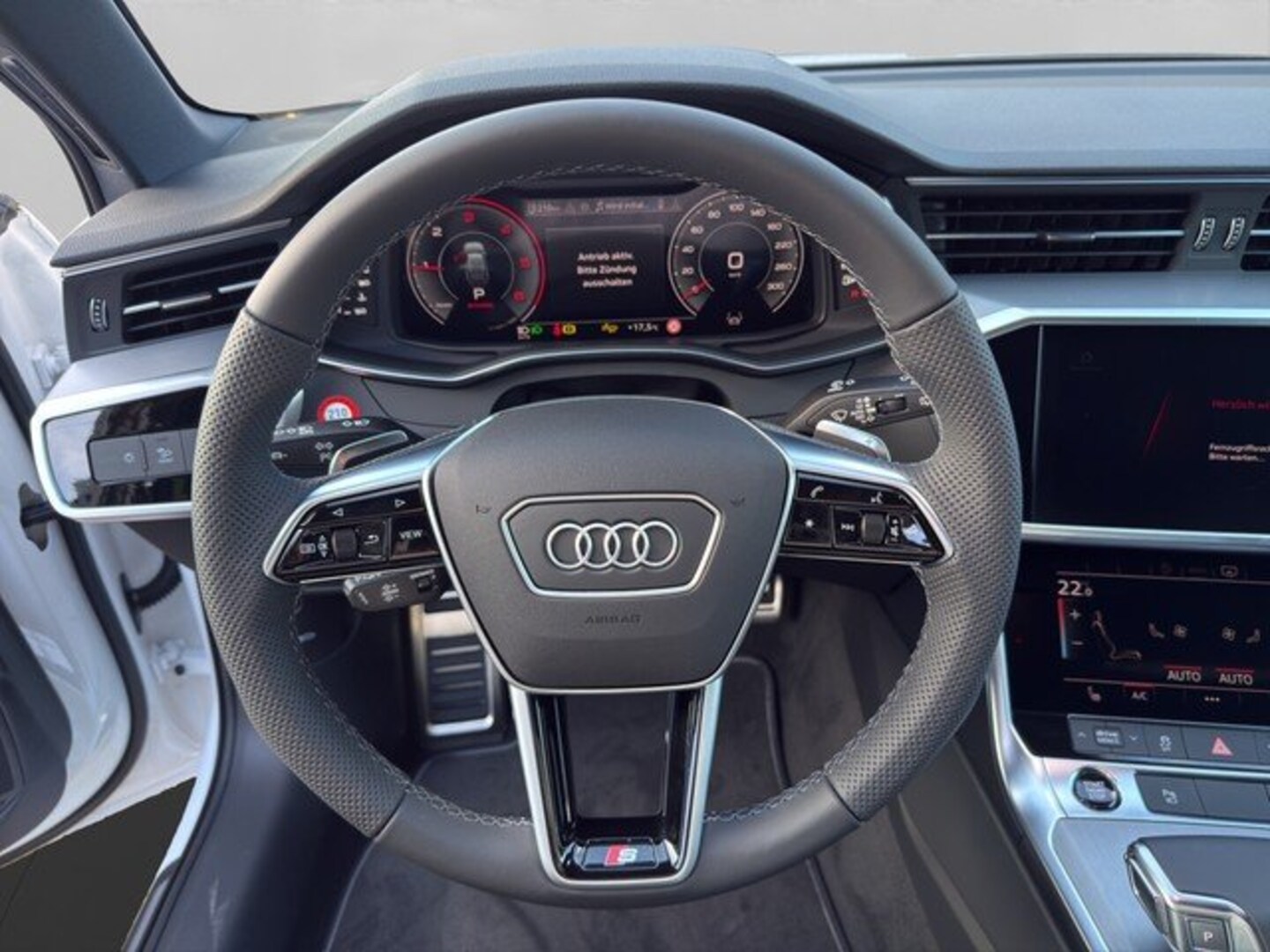 Bild über Audi A6 Avant advanced 45 TDI quattro S tronic - für weitere Informationen kontaktieren Sie den Audi Partner