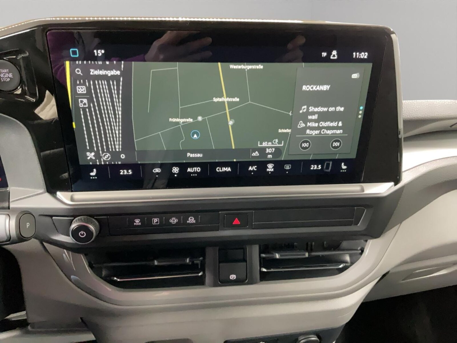 Volkswagen Caravelle – Bild 11