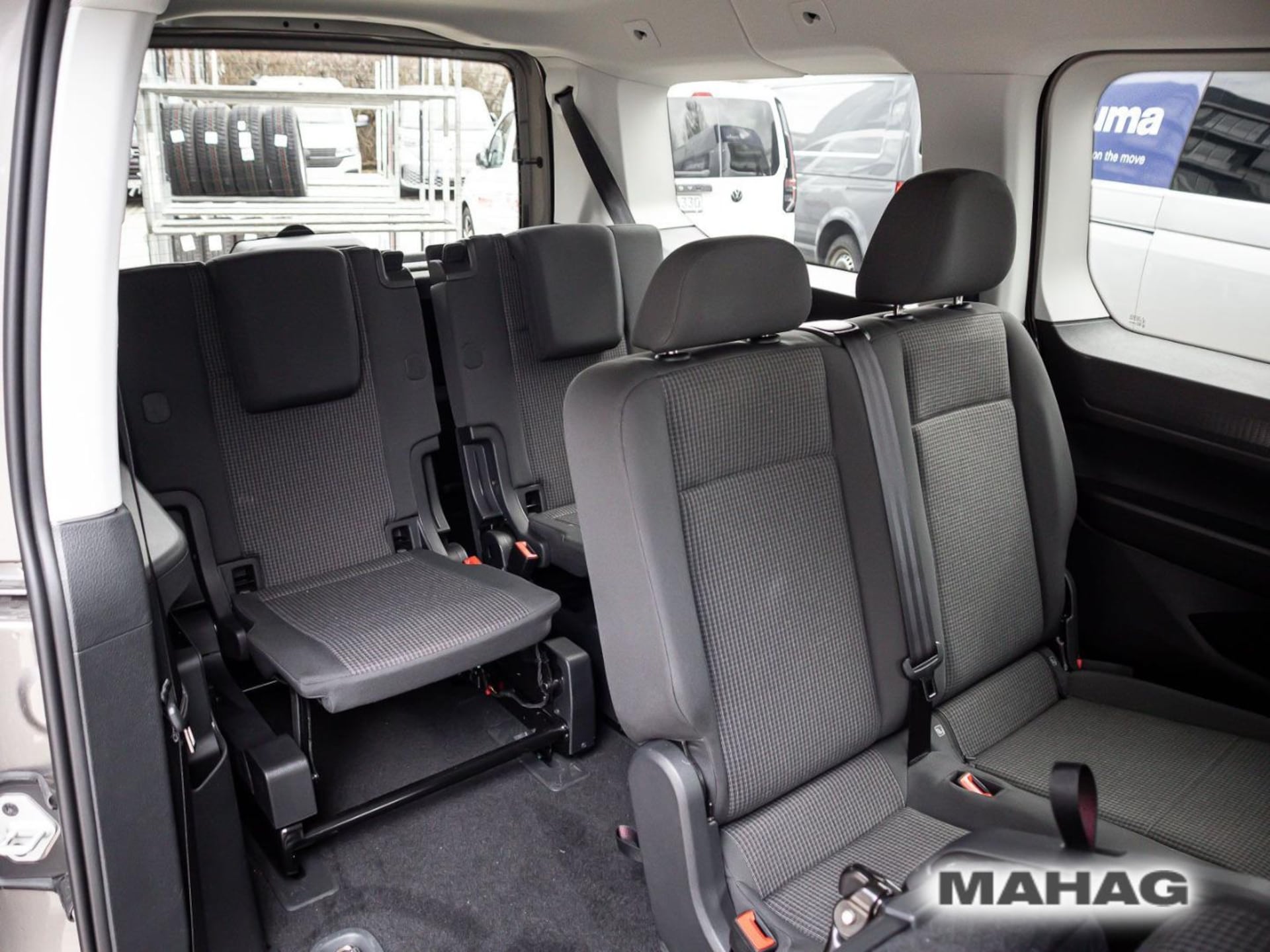 Volkswagen Caddy Maxi Basis-Modell