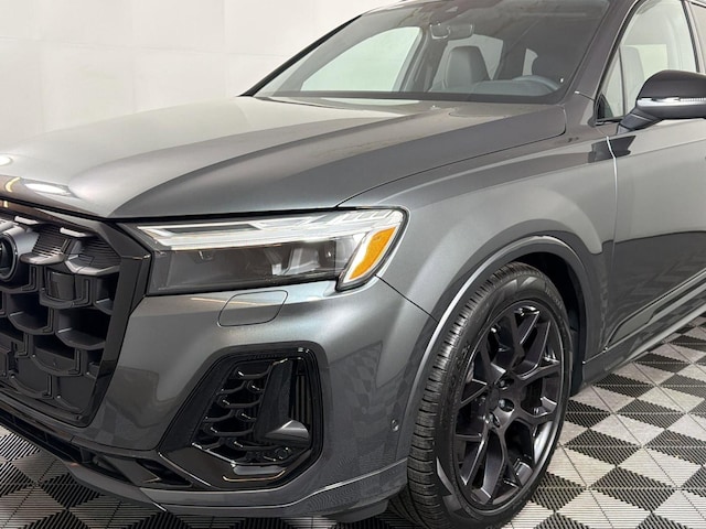 2026 Audi SQ7 Premium Plus - Photo 9