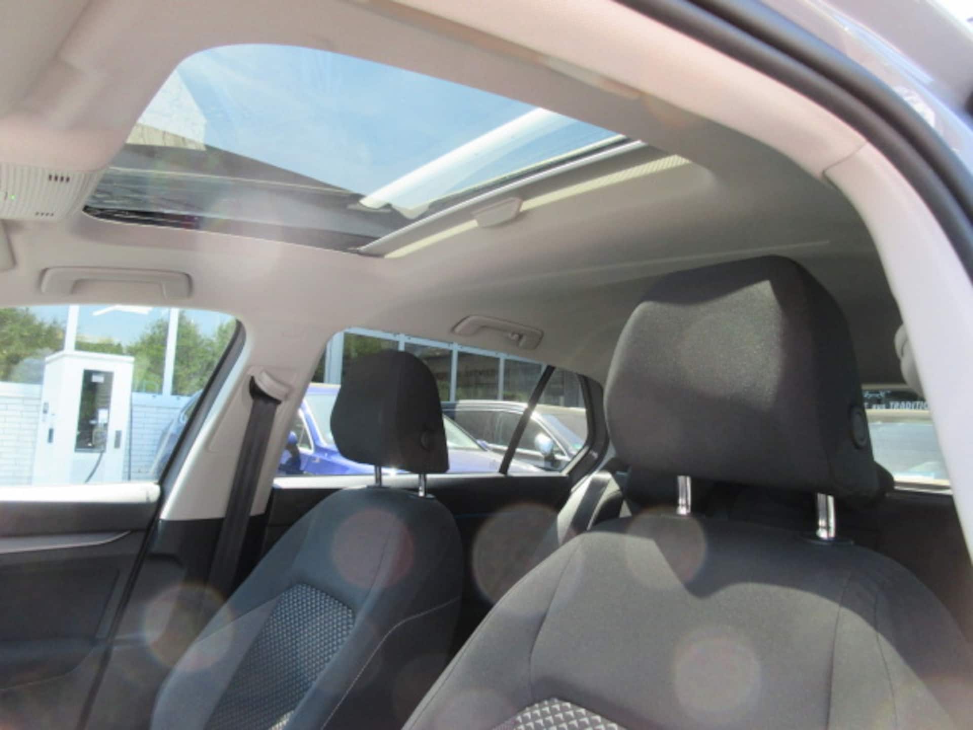 Volkswagen Golf Active