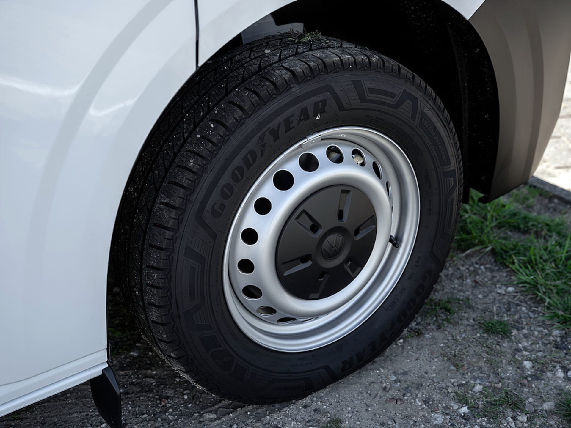 Volkswagen Transporter Kasten kurzer Radstand