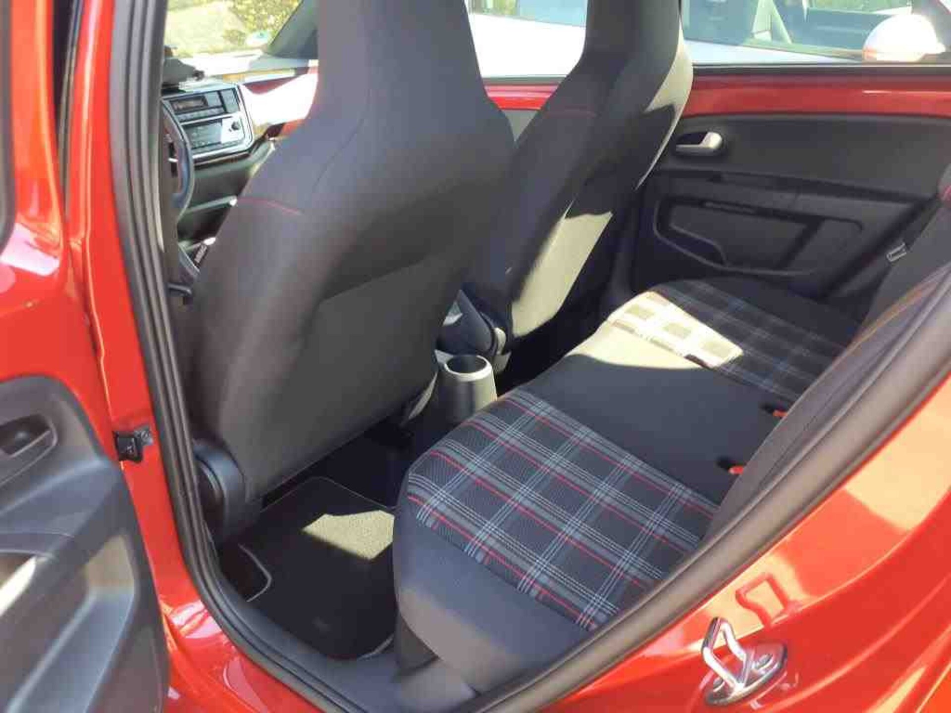 Volkswagen up! GTI