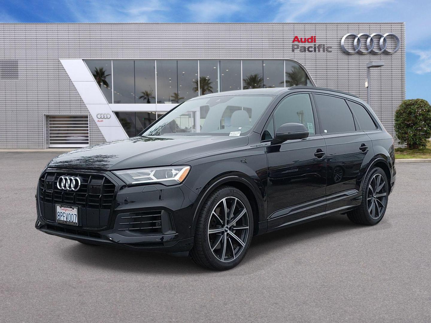 2020 Audi Q7 55 Premium Plus quattro Tiptronic's photo