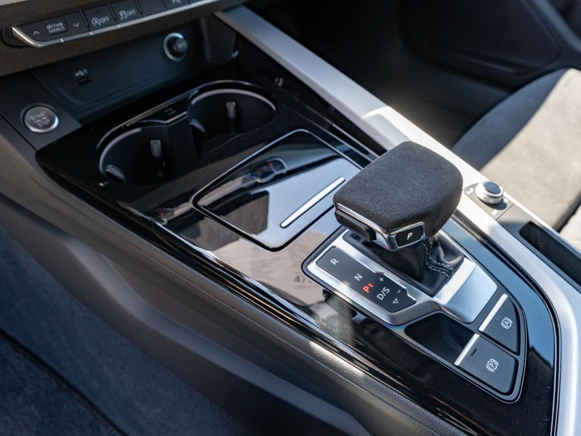 Audi A4 Avant S line