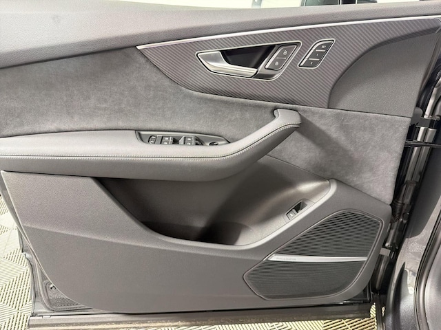 2026 Audi SQ7 Premium Plus - Photo 11