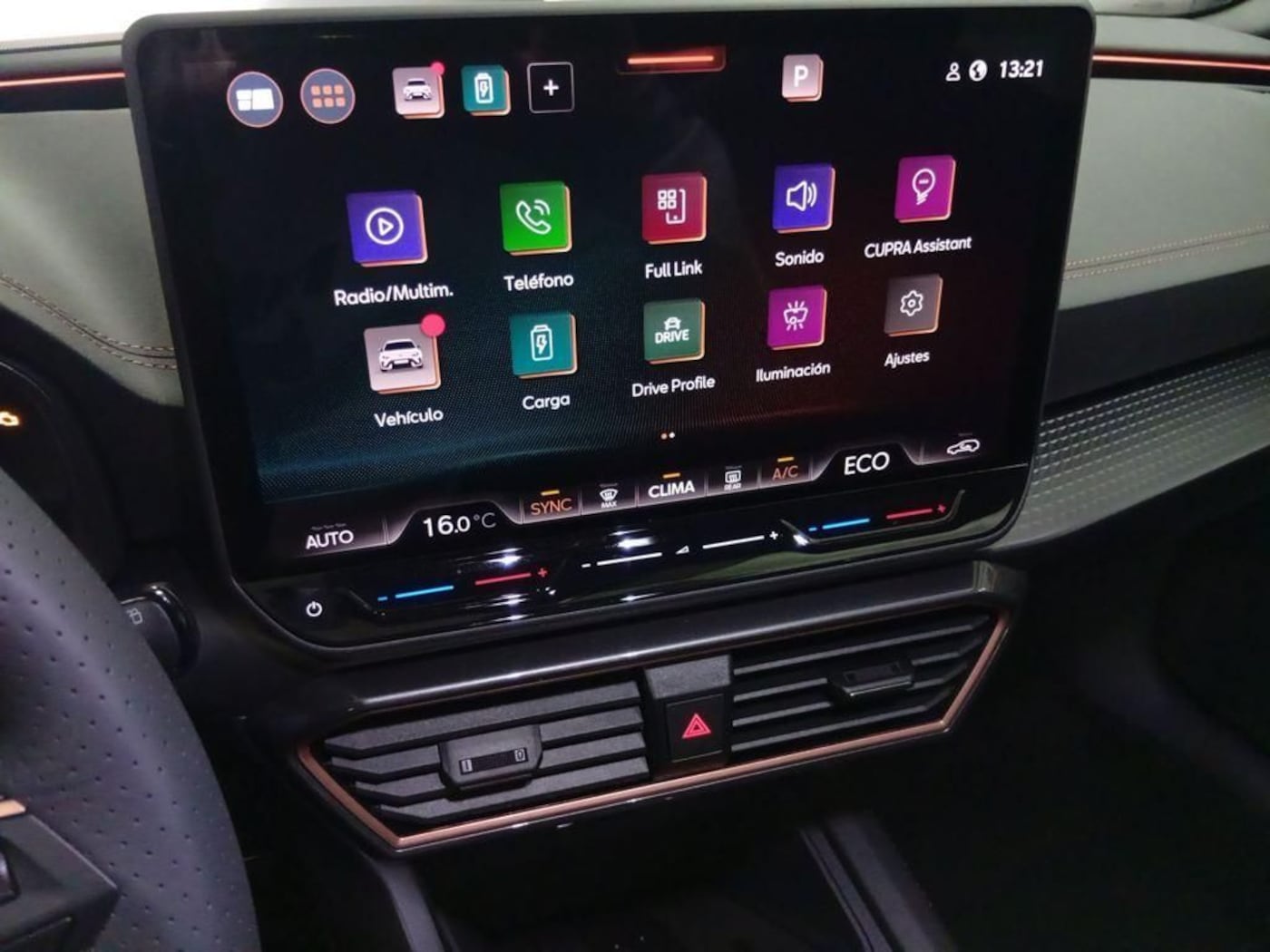 CUPRA Leon Sportstourer 1.5 TSI e-Hybrid DSG 150 kW (204 CV) — photo 14