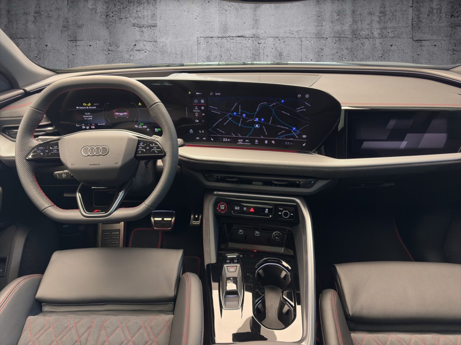 Audi Q5 SUV e-hybrid edition one