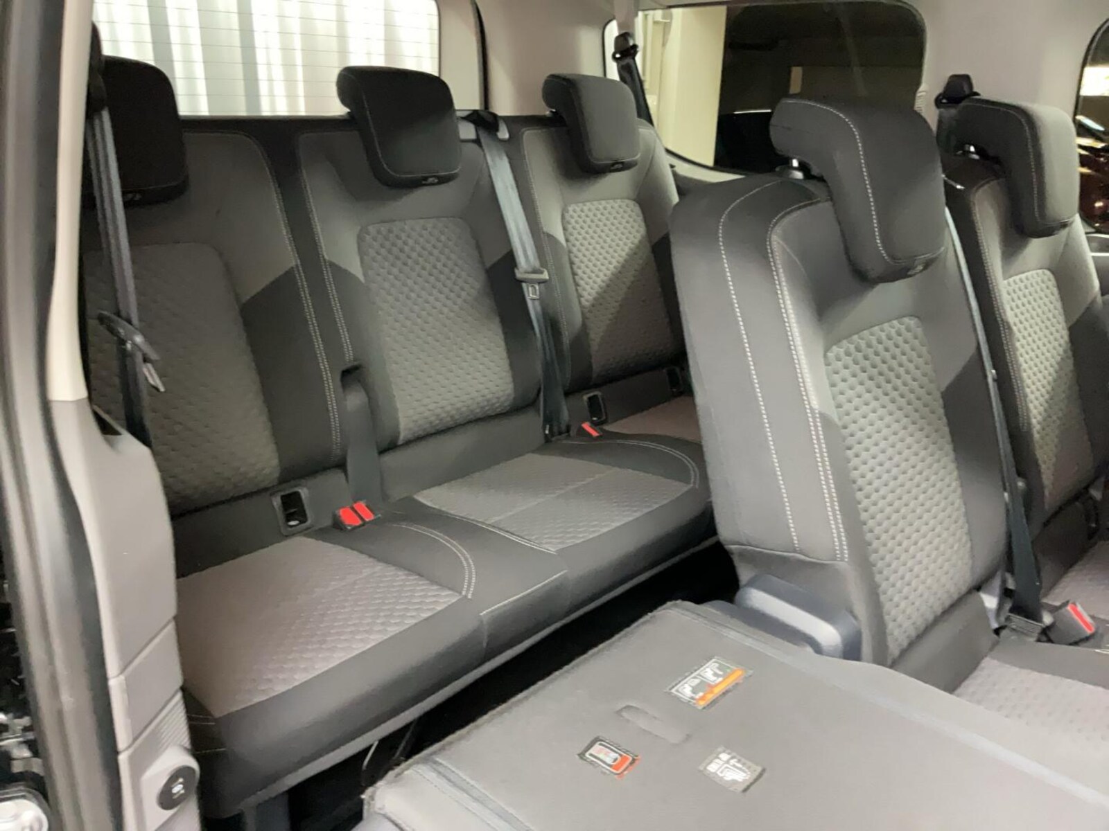 Volkswagen Caravelle – Bild 16