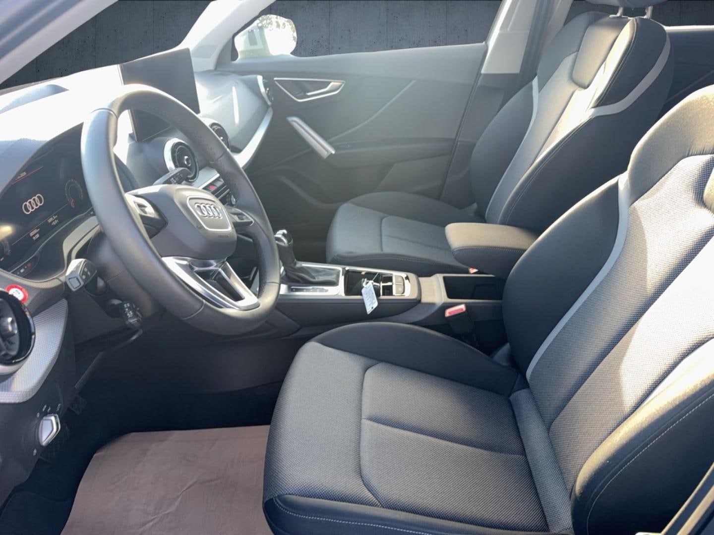 Bild über Audi Q2 advanced 35 TFSI S tronic - für weitere Informationen kontaktieren Sie den Audi Partner