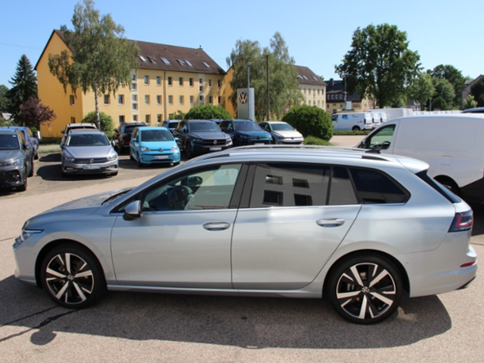 Volkswagen Golf Variant – Bild 6