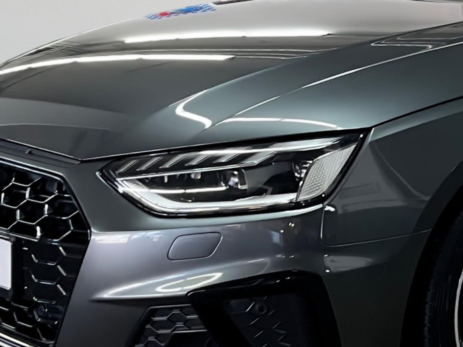 Audi A4 Avant S line