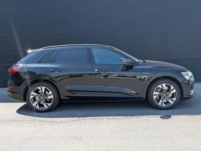 2023 Audi e-tron