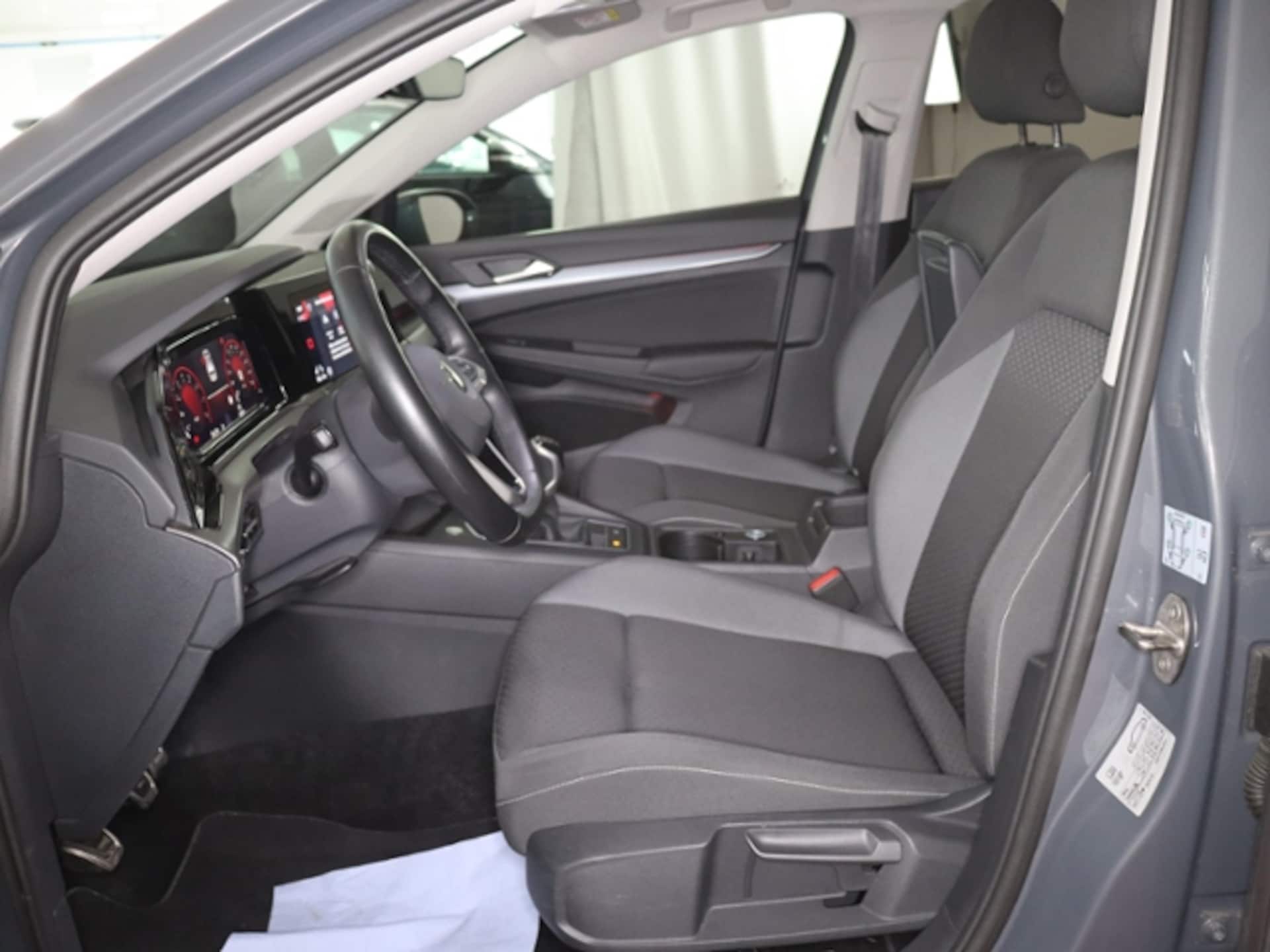 Volkswagen Golf Active