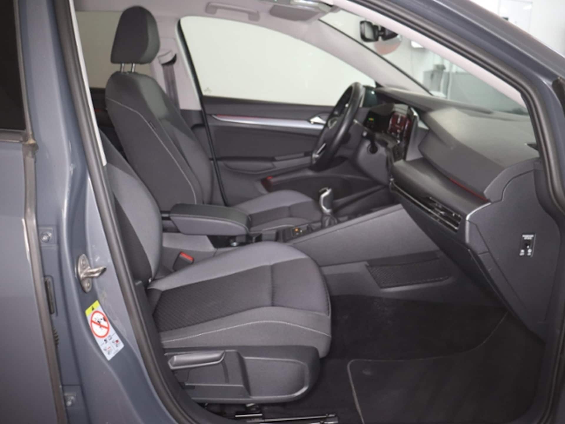 Volkswagen Golf Active