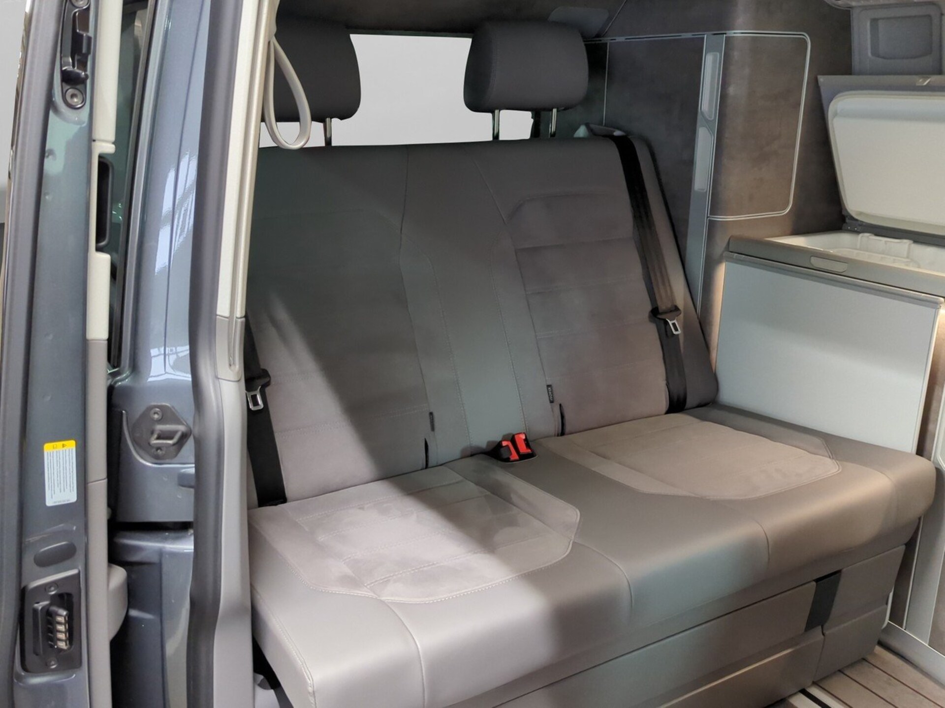 Volkswagen T6.1 California Ocean