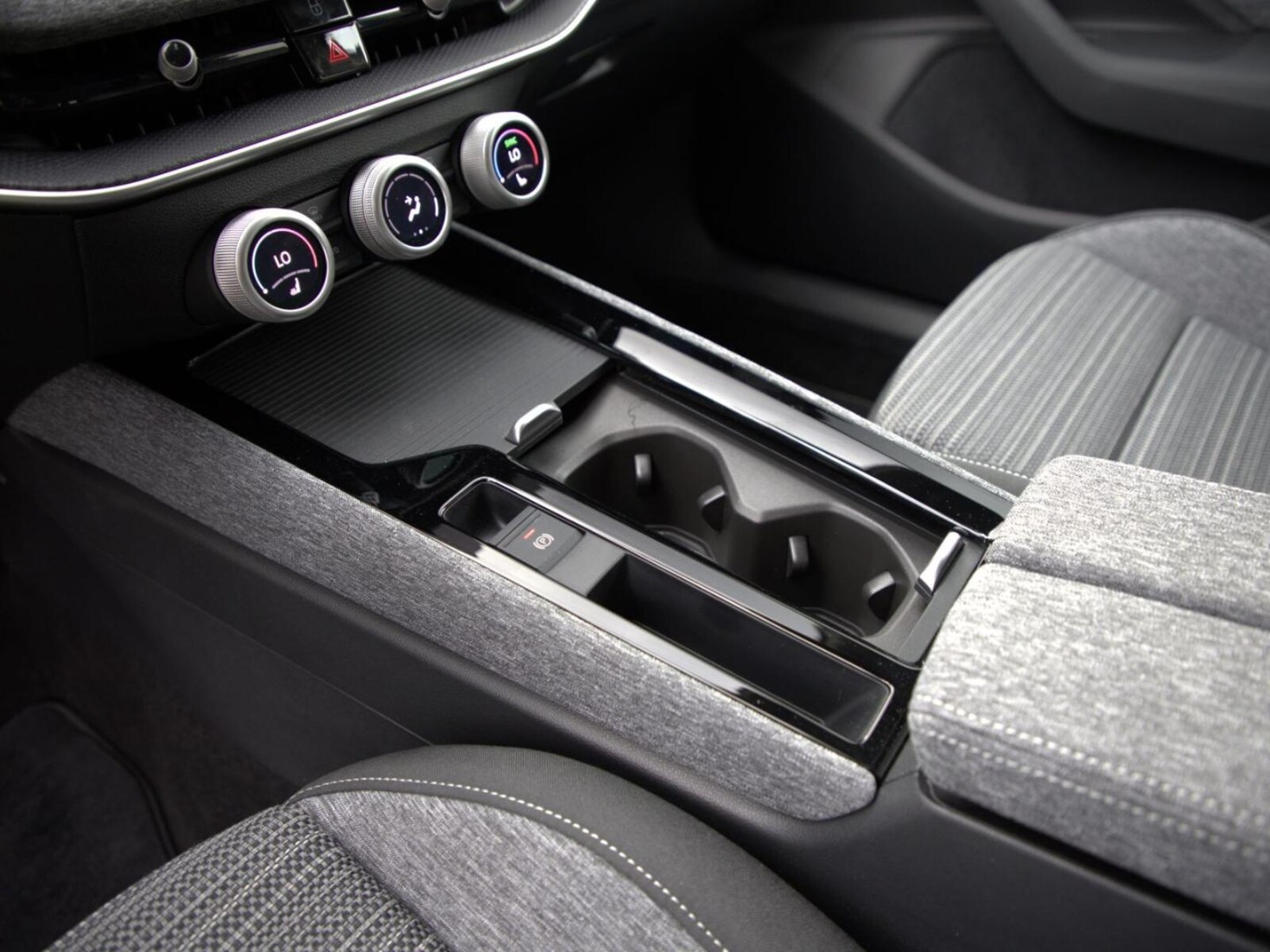Škoda Superb Combi – Bild 17