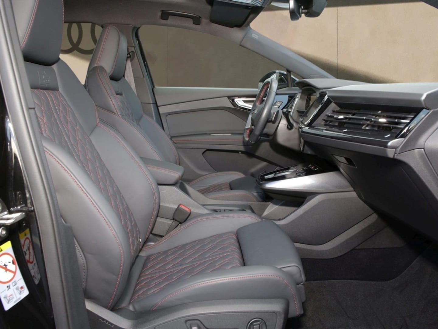Bild über Audi Q4 e-tron 50 e-tron quattro - für weitere Informationen kontaktieren Sie den Audi Partner