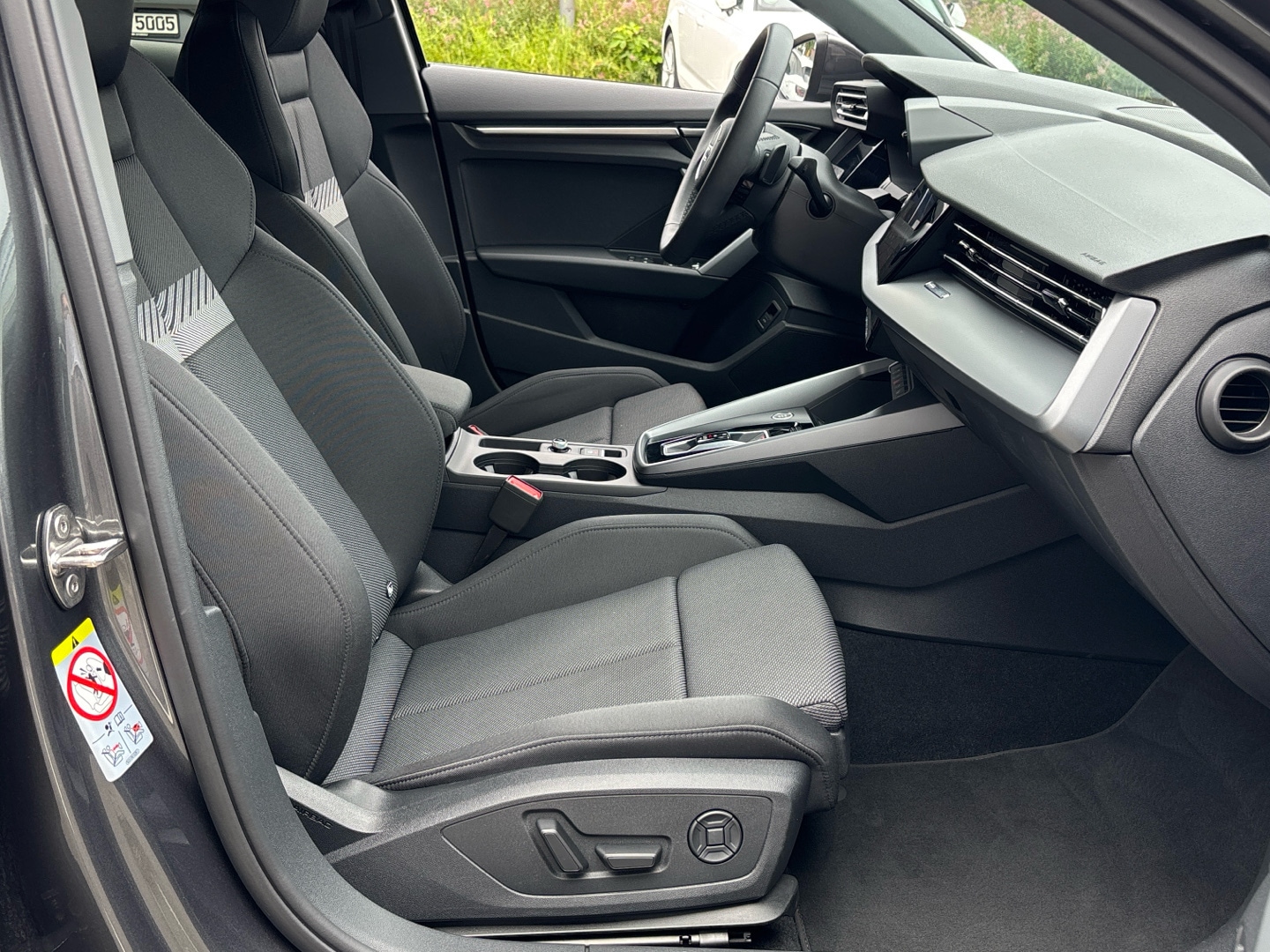 Bild über Audi A3 Sportback TDI S tronic - für weitere Informationen kontaktieren Sie den Audi Partner
