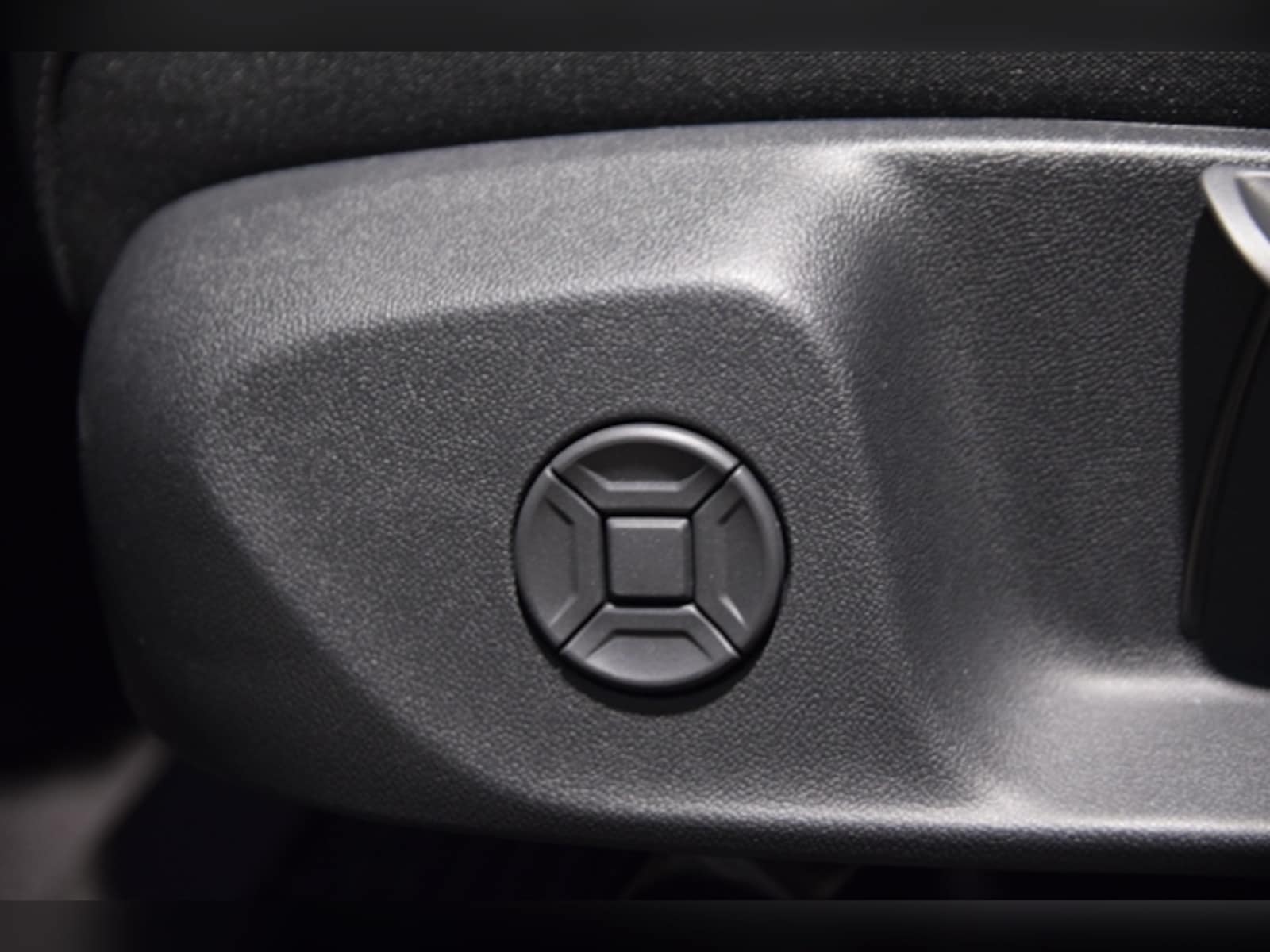 Volkswagen T-Roc – Bild 12