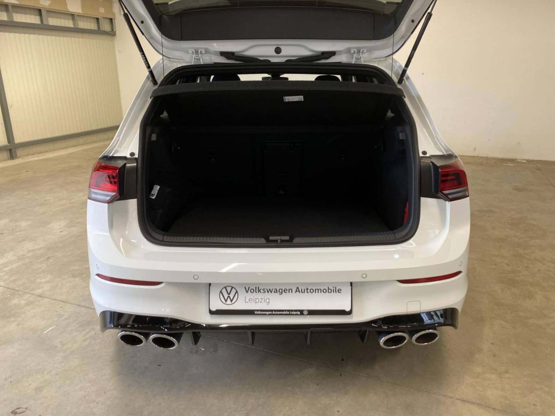 Volkswagen Golf R