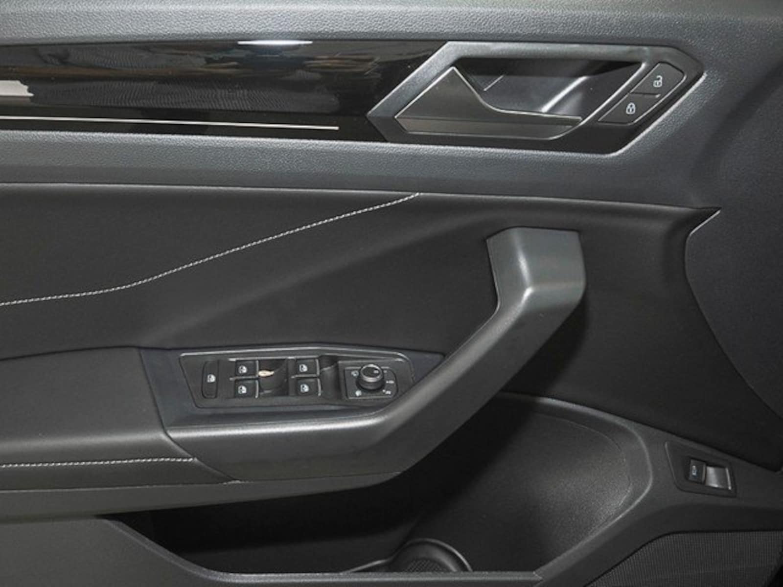 Volkswagen T-Roc – Bild 15