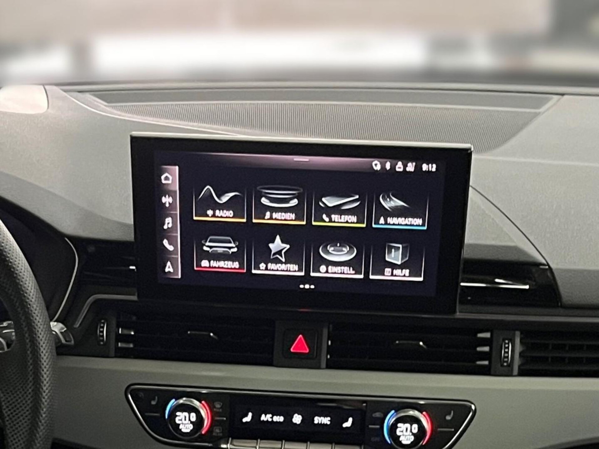 Audi A4 Avant S line