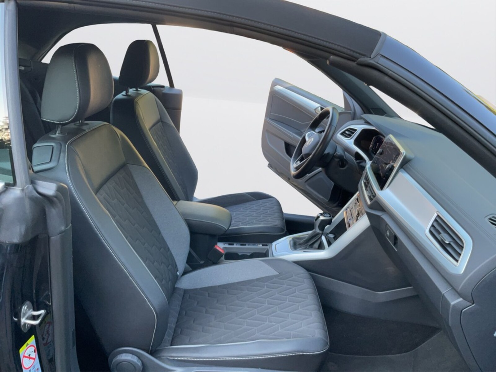 Volkswagen T-Roc Cabriolet – Bild 16