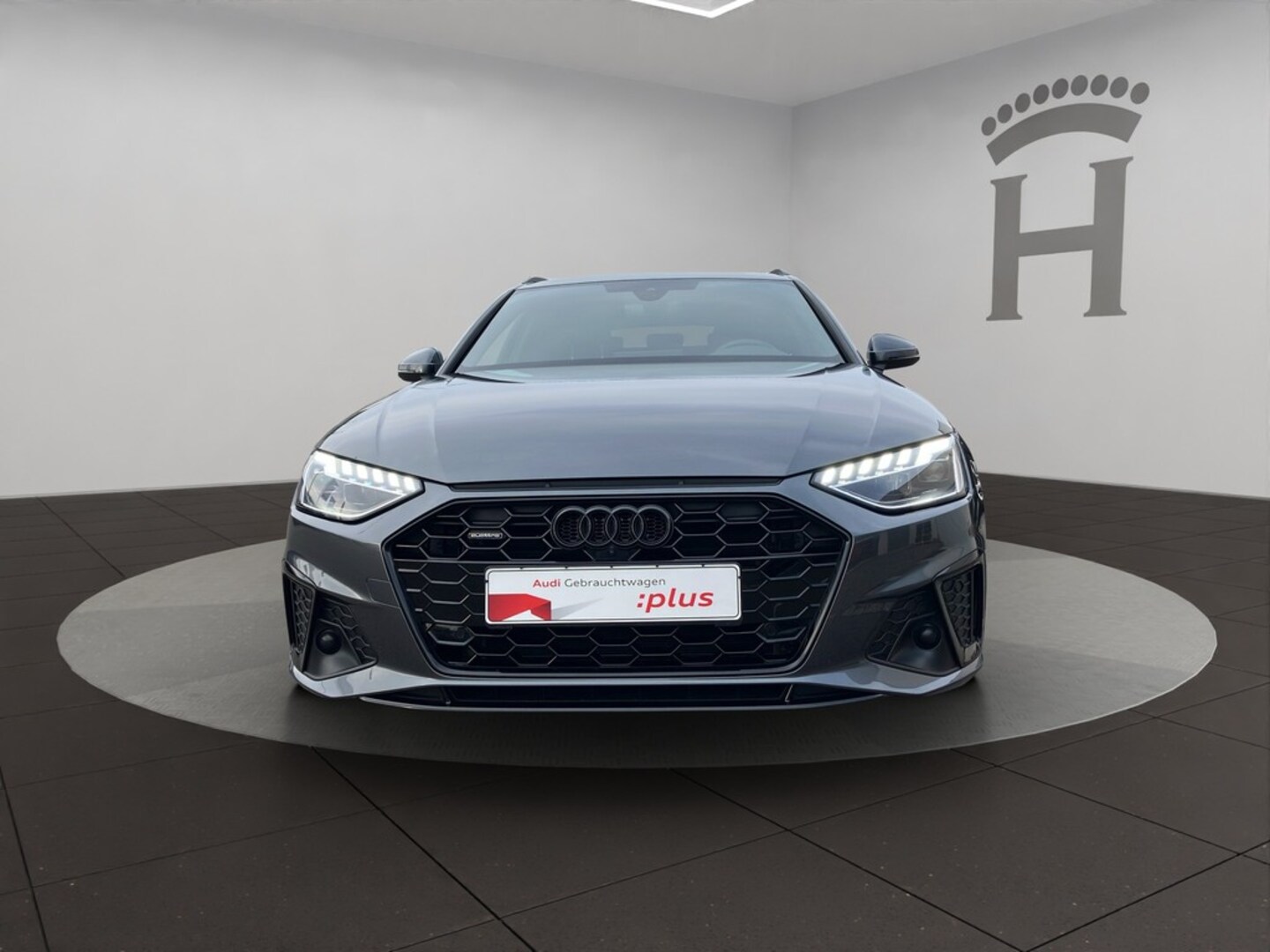 Bild über Audi A4 Avant S line 40 TDI quattro S tronic - für weitere Informationen kontaktieren Sie den Audi Partner