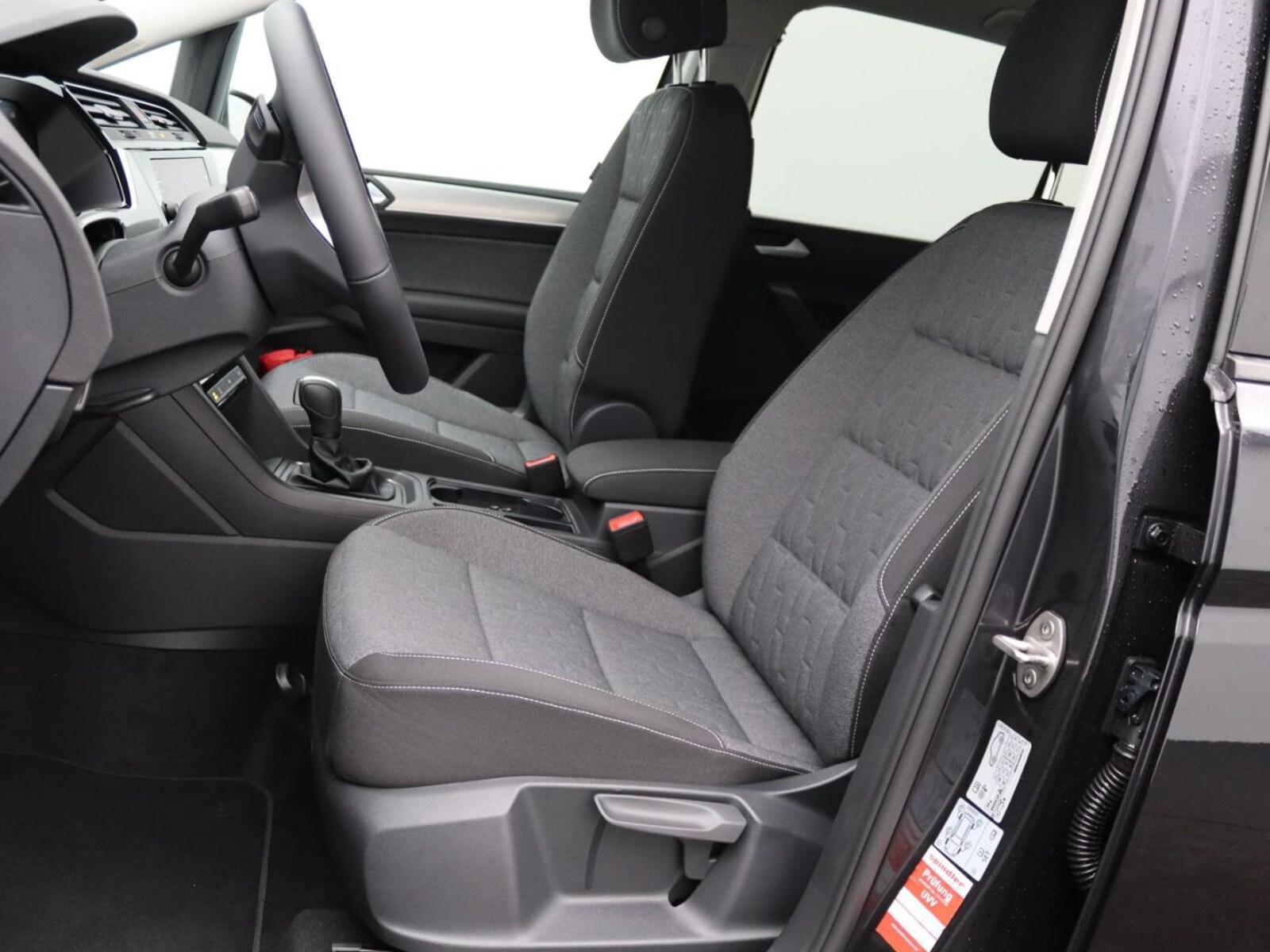 Volkswagen Touran – Bild 11