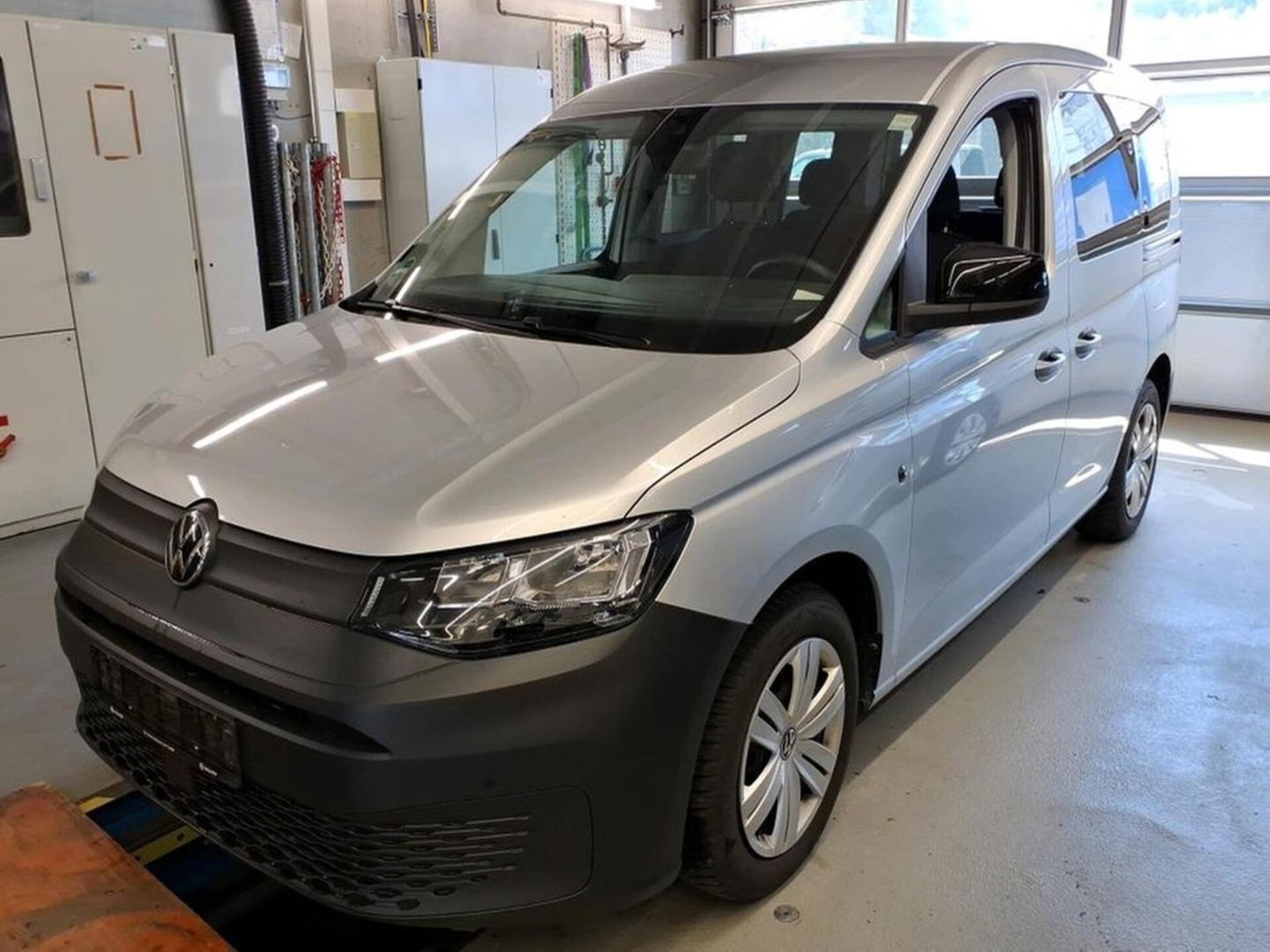 Volkswagen Caddy Basis-Modell