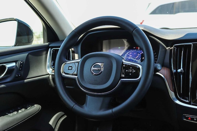 2023 Volvo V60 Cross Country Plus - Photo 20