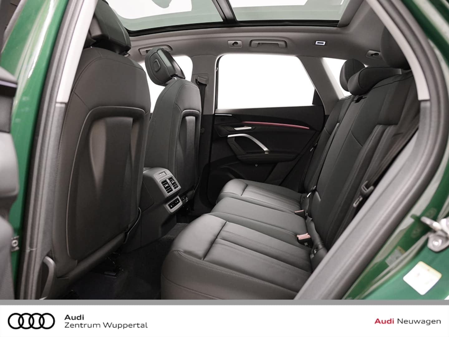 Bild über Audi Q5 SUV TDI quattro 150 kW S tronic - für weitere Informationen kontaktieren Sie den Audi Partner