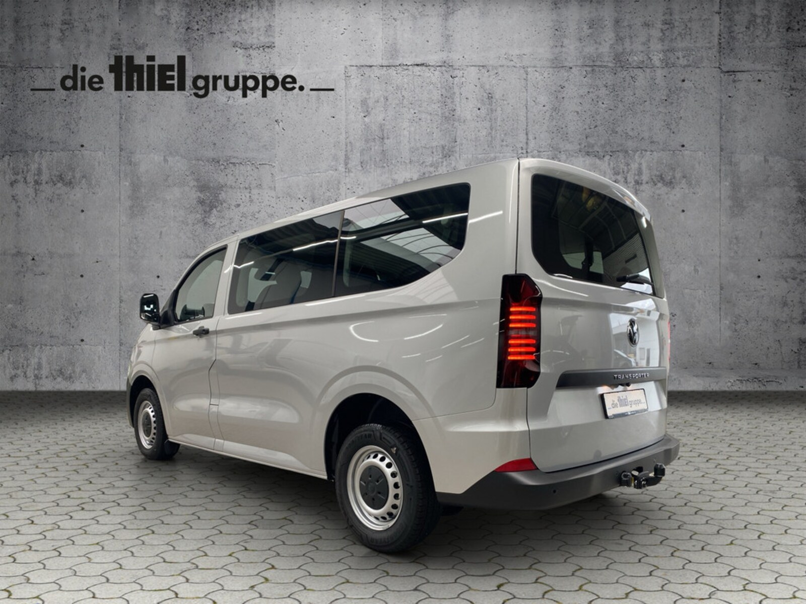 Volkswagen Transporter Kombi kurzer Radstand – Bild 7