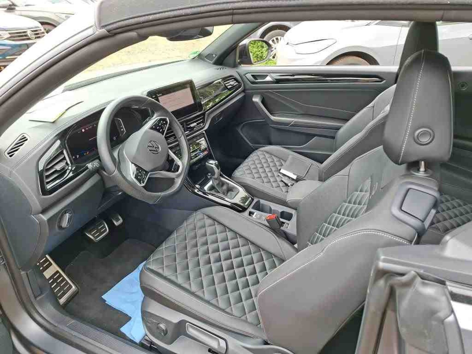 Volkswagen T-Roc Cabriolet – Bild 7