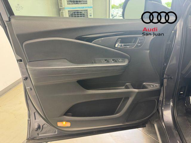 2022 Honda Pilot Touring - Photo 29