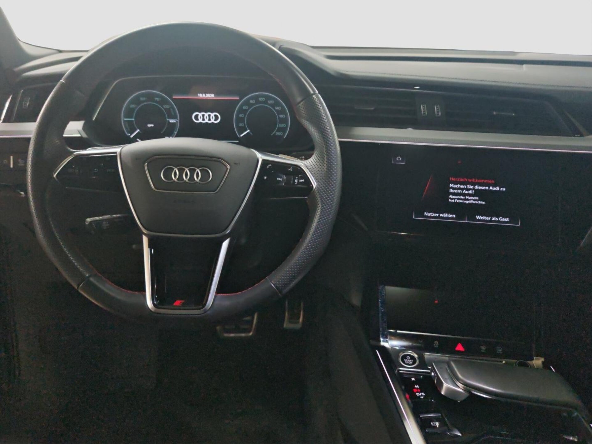 Audi Q8 Sportback e-tron S line