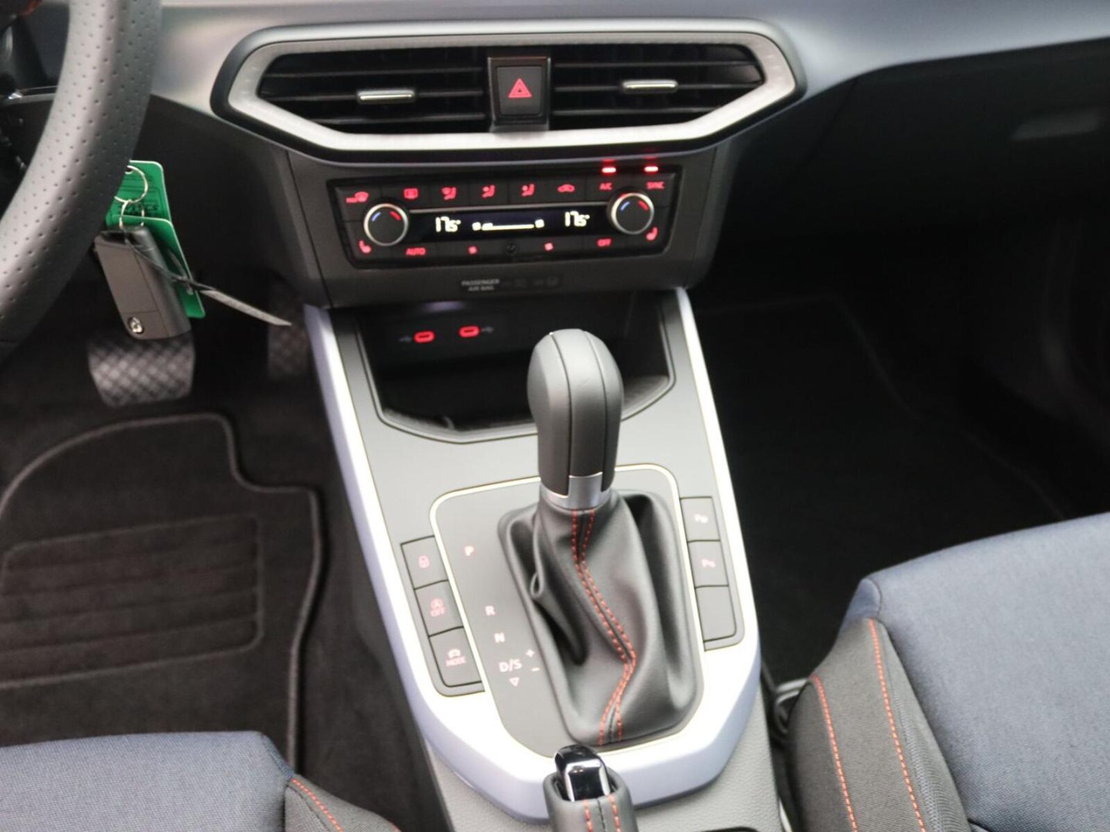 SEAT Arona – Bild 10