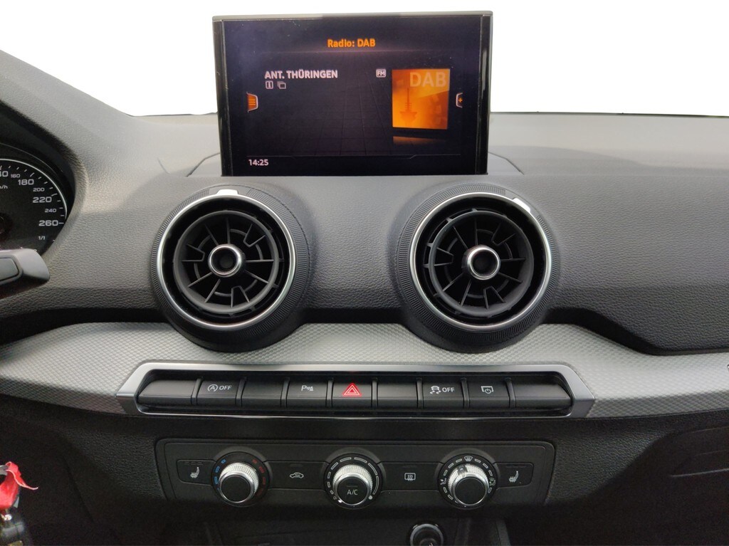 Image about Audi Q2 30 TFSI Schaltgetriebe