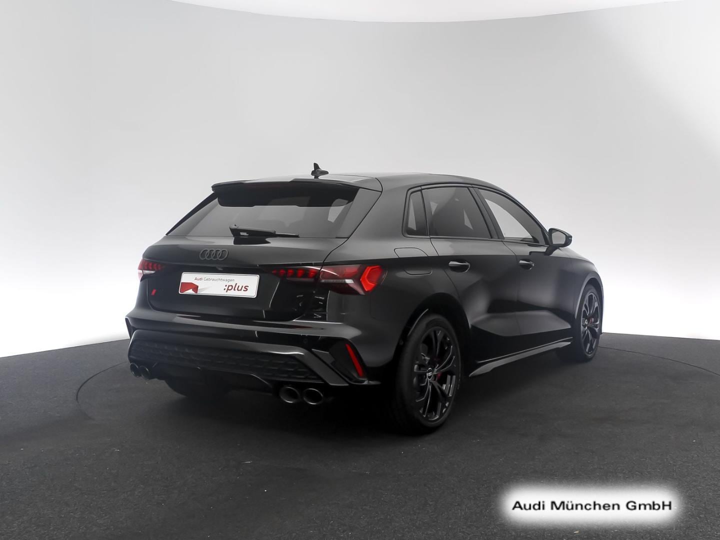 Bild über Audi S3 Sportback TFSI quattro S tronic - für weitere Informationen kontaktieren Sie den Audi Partner