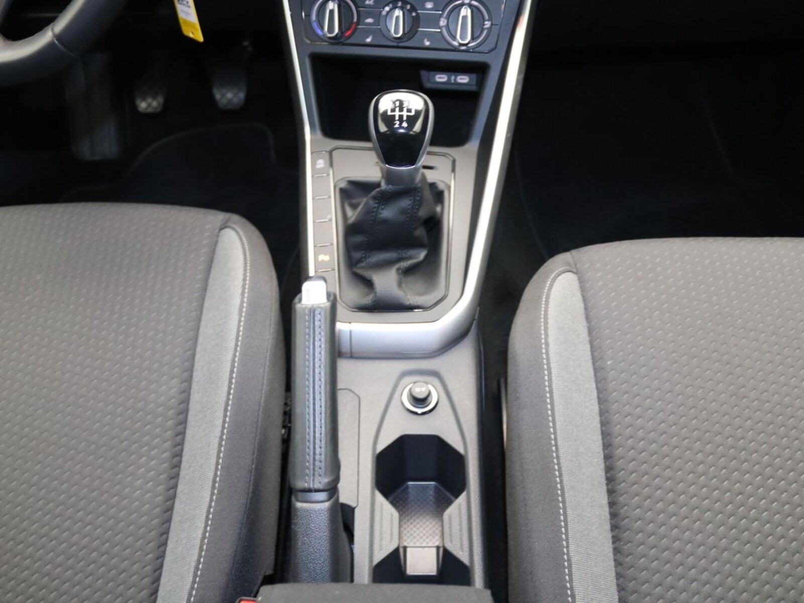 Volkswagen Polo – Bild 12